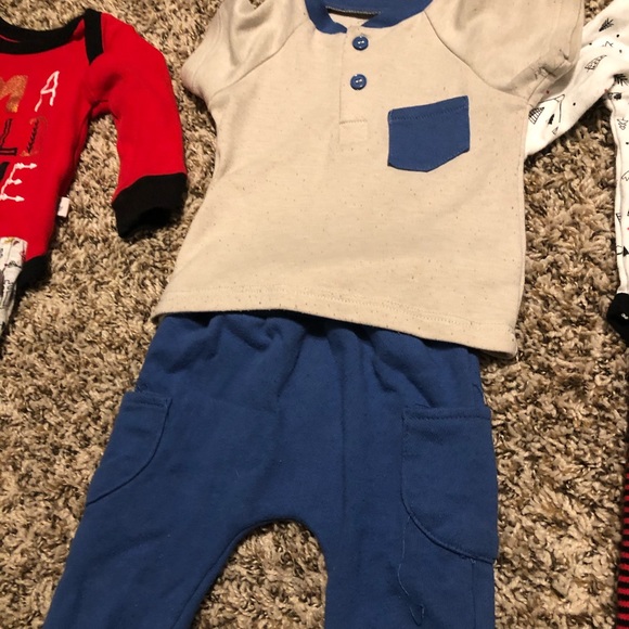 Little boys clothing onesies/pants/outfits - Picture 4 of 13